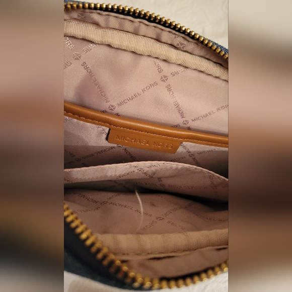 Michael Kors Purse and Wallet Blue Denim - Picture 4 of 9